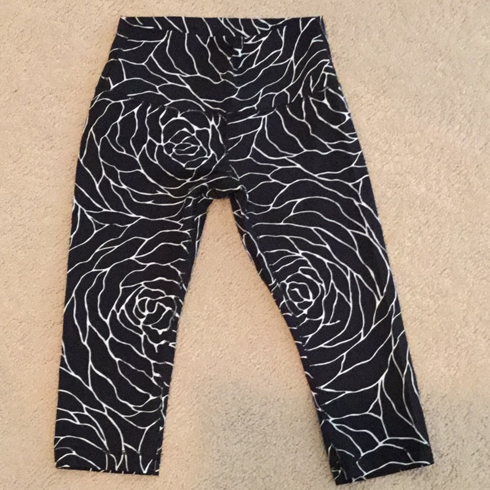 Lululemon 17” Wunder Under High Waist Legging